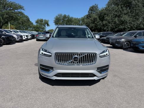 Certified 2023 Volvo XC90 B6 Plus w/ Protection Package Premier AWD/4WD image 8
