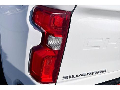 Used 2022 Chevrolet Silverado 3500 LTZ w/ LTZ Plus Package AWD/4WD image 31
