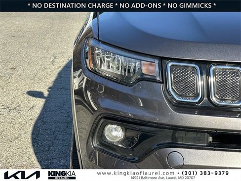 Used 2022 Jeep Compass Limited image 29