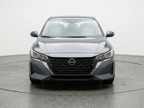 Used 2025 Nissan Sentra S image 2