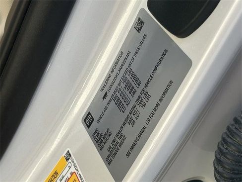 Used 2022 GMC Yukon Denali image 32