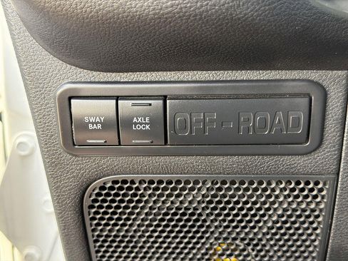 Used 2011 Jeep Wrangler Rubicon w/ PWR Convenience Group AWD/4WD image 15