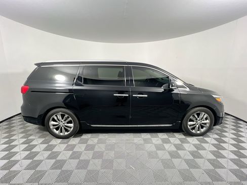 Used 2018 Kia Sedona SX Limited w/ SX Limited Prestige Package FWD image 2