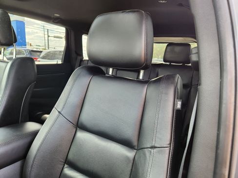 Used 2019 Jeep Grand Cherokee Limited w/ Trailer Tow Group IV image 10