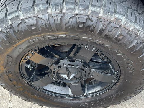 Used 2019 Jeep Wrangler Unlimited Rubicon image 12