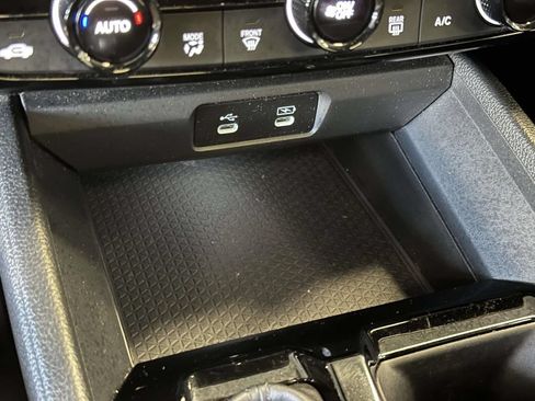 Used 2023 Honda Accord Sport image 33