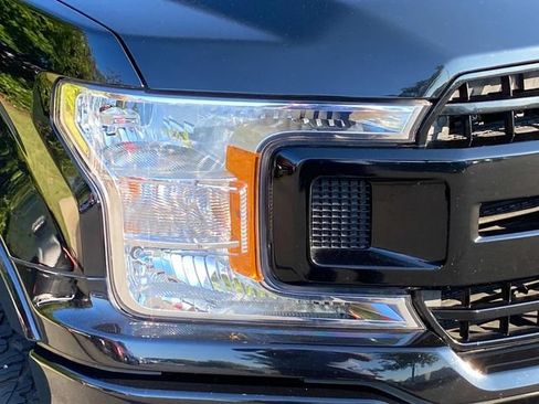 Used 2018 Ford F150 XLT w/ Equipment Group 302A Luxury AWD/4WD image 4