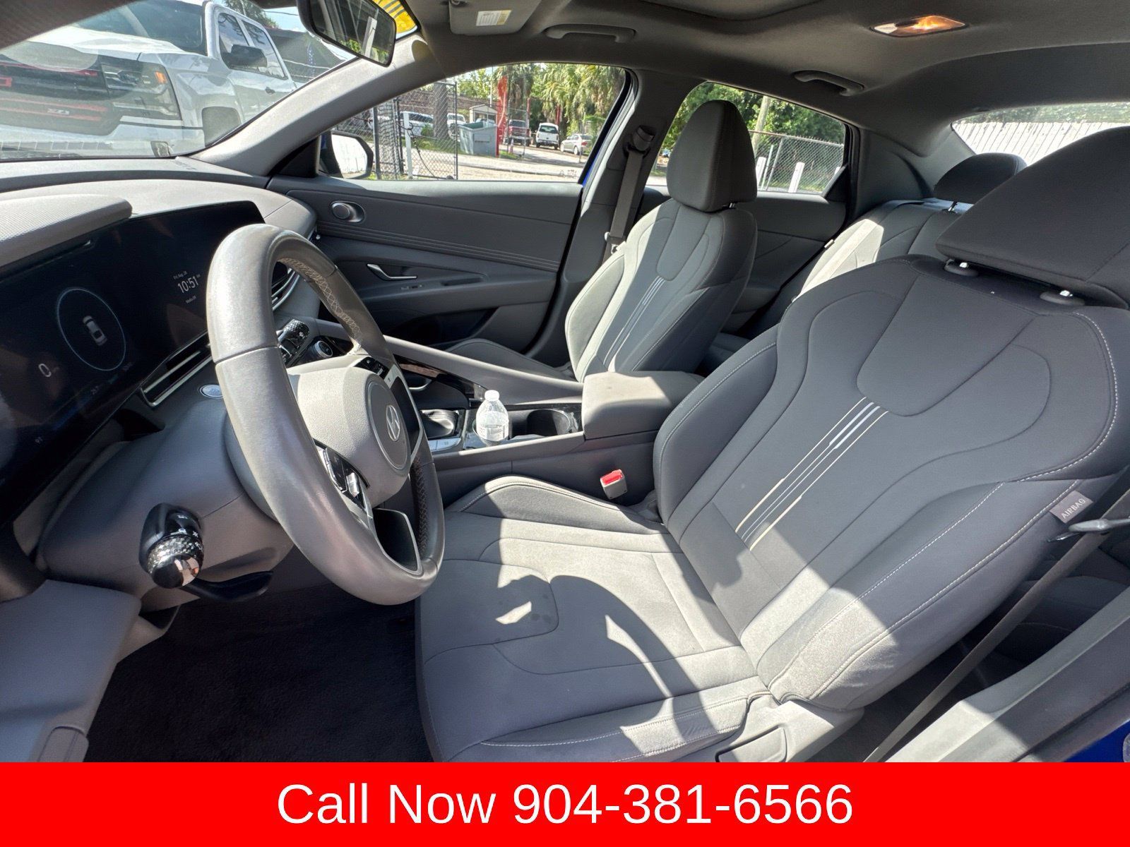 Used 2025 Hyundai Elantra SEL FWD image 16