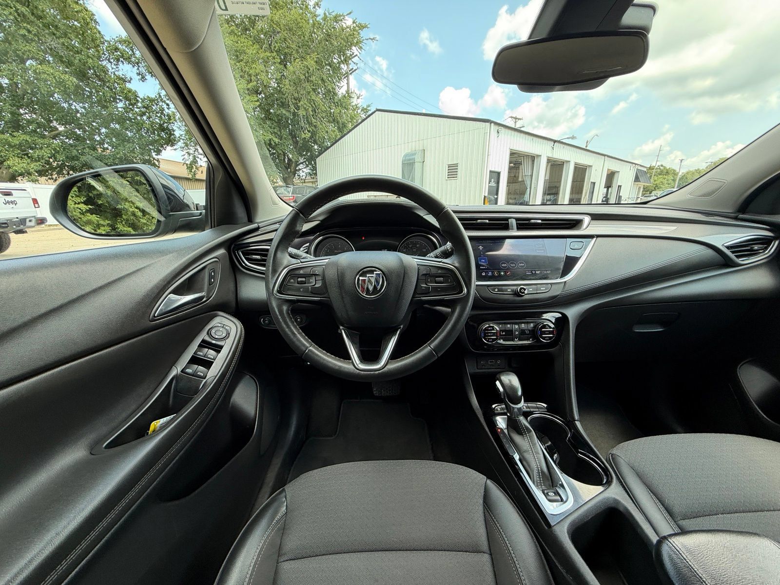 Used 2023 Buick Encore GX Select FWD image 2