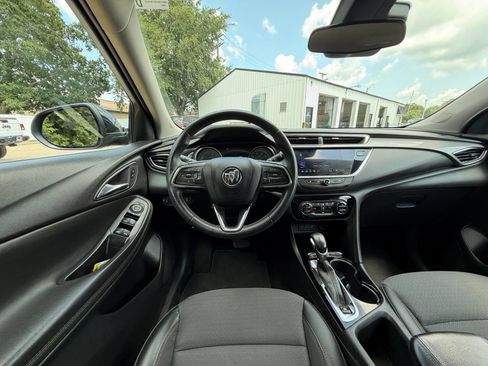 Used 2023 Buick Encore GX Select FWD image 2