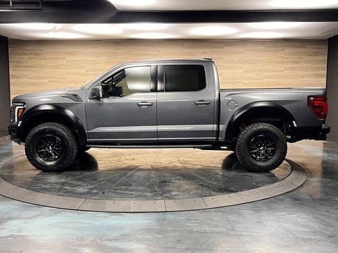 Used 2025 Ford F150 Raptor AWD/4WD image 22