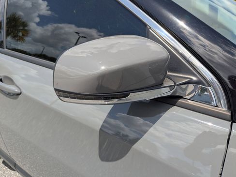 Used 2021 Jeep Compass Limited w/ Sun and Sound Group image 12