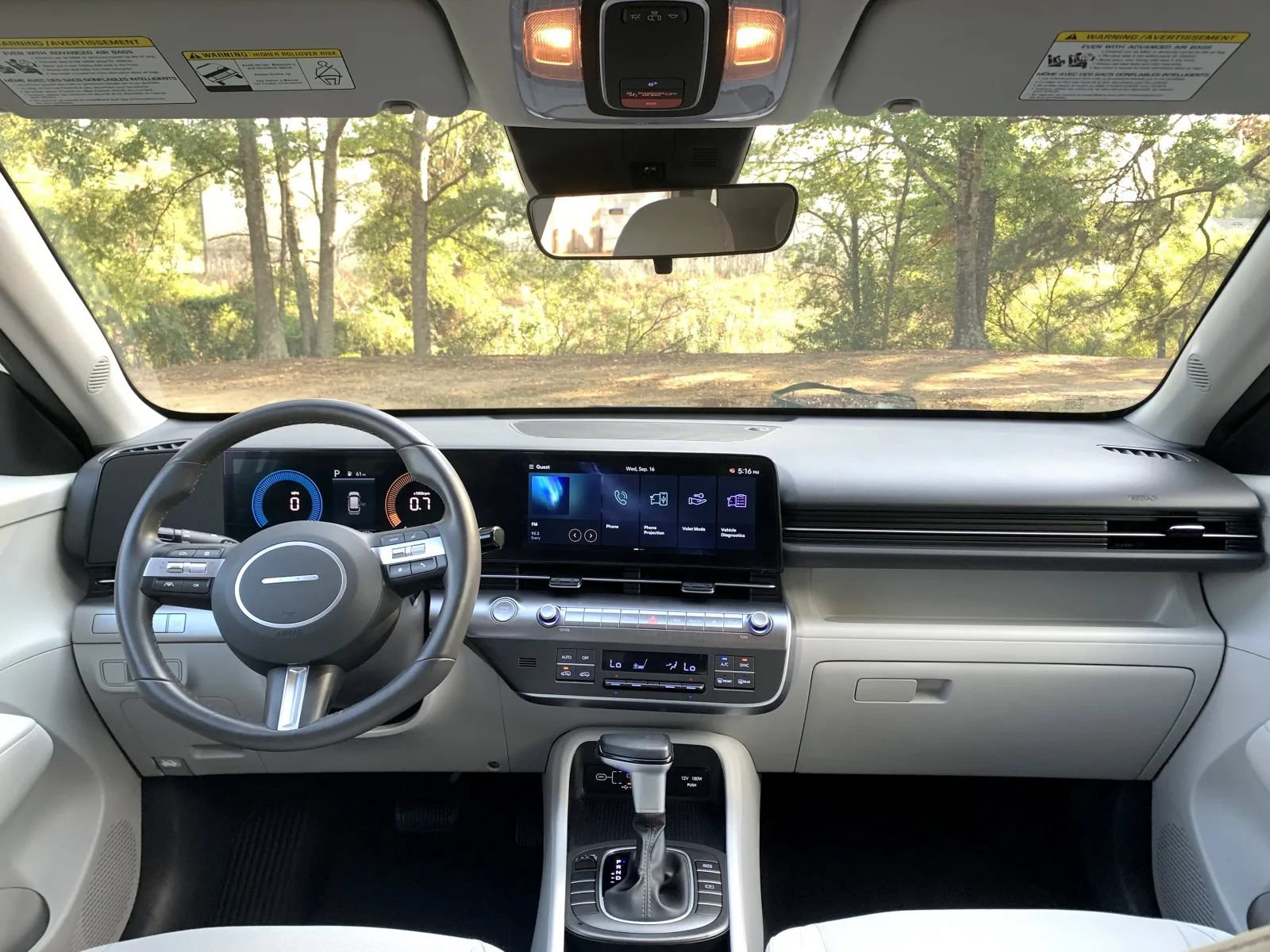 Used 2025 Hyundai Kona SEL FWD image 11