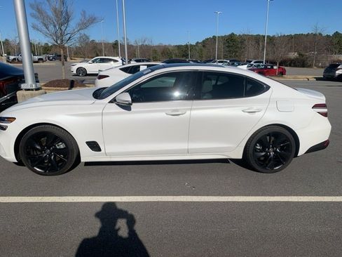 Used 2023 Genesis G70 2.0T w/ Sport Prestige Package image 10