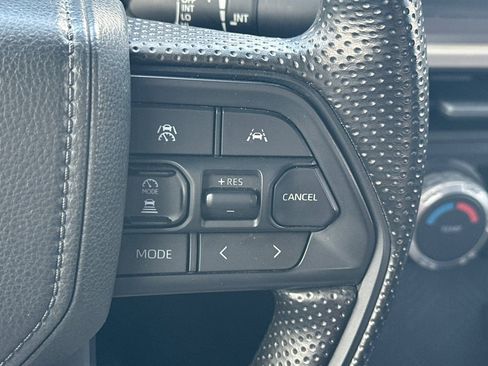 Used 2025 Toyota Tacoma SR5 RWD image 37