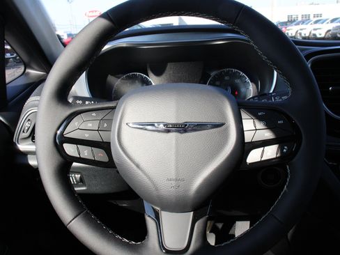 New 2026 Chrysler Pacifica Limited w/ S Appearance Package image 11