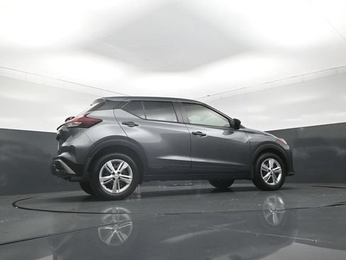 Used 2025 Nissan Kicks Play S FWD image 35