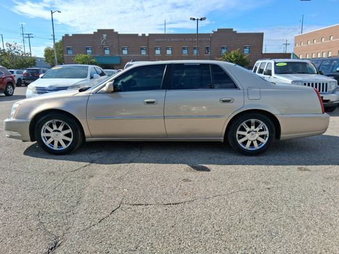 Used 2007 Cadillac DTS Luxury II image 6