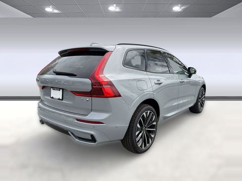 New 2026 Volvo XC60 T8 Ultra w/ Protection Package Premier AWD/4WD image 9