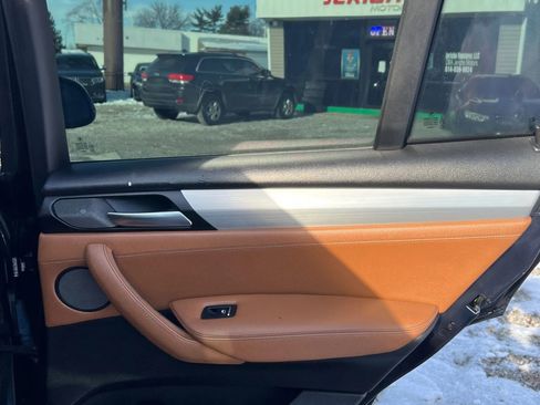 Used 2018 BMW X4 M40i image 16