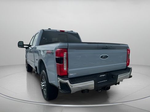 New 2026 Ford F250 Lariat w/ FX4 Off-Road Package image 25