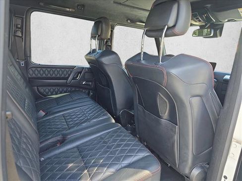 Used 2017 Mercedes-Benz G 63 AMG 4MATIC image 11