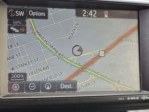 Used 2018 Toyota RAV4 XLE AWD/4WD image 19