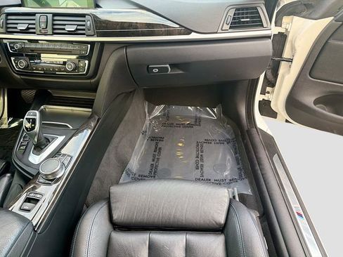 Used 2017 BMW 440i xDrive Convertible image 16