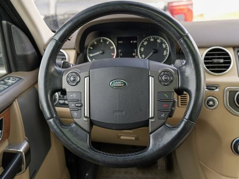 Used 2016 Land Rover LR4 HSE LUX image 46