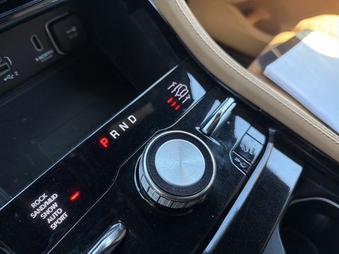 Used 2022 Jeep Grand Cherokee Summit image 26