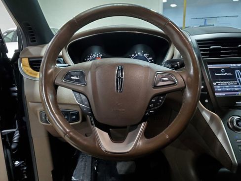 Used 2015 Lincoln MKC FWD w/ Equipment Group 102A Reserve image 9
