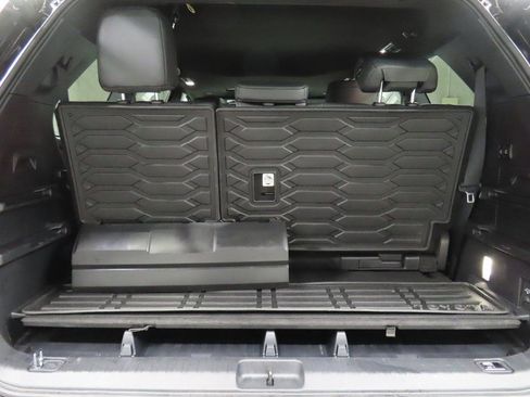 Used 2025 Toyota Sequoia SR5 image 36