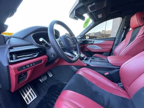 Used 2025 Acura MDX A-Spec image 11