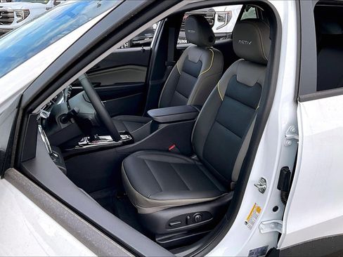 New 2026 Chevrolet Trax ACTIV w/ Driver Confidence Package image 9