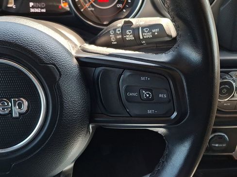 Used 2022 Jeep Wrangler Unlimited Sport image 21