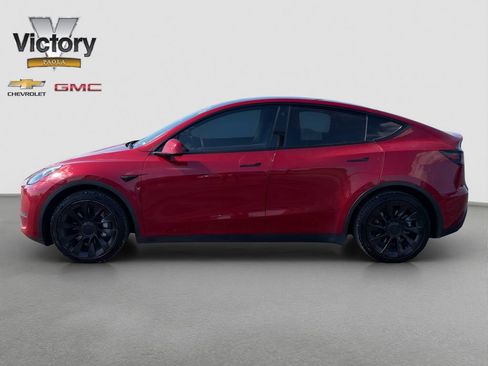 Used 2022 Tesla Model Y Long Range AWD/4WD image 3