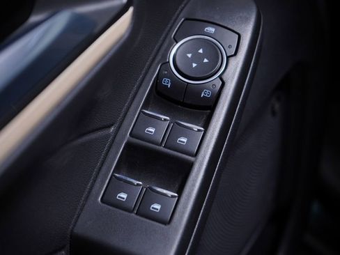 Used 2022 Ford Escape Titanium w/ Titanium Elite Package image 17