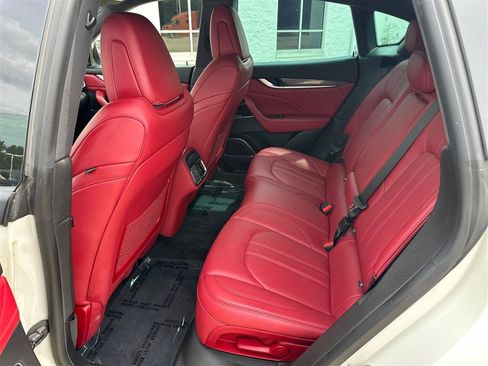 Used 2019 Maserati Levante S GranSport AWD/4WD image 10