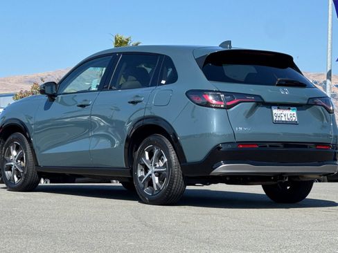 Used 2023 Honda HR-V EX-L image 6
