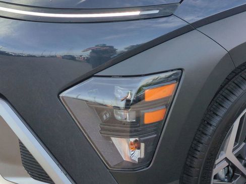 New 2026 Hyundai Kona SEL Premium FWD image 10