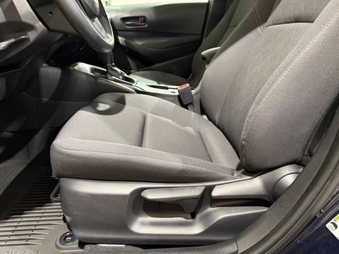 Used 2024 Toyota Corolla LE FWD image 13