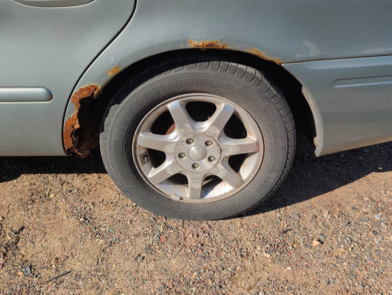 Used 2006 Ford Taurus SEL FWD image 10