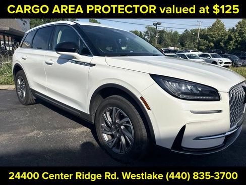 Used 2023 Lincoln Corsair AWD image 6