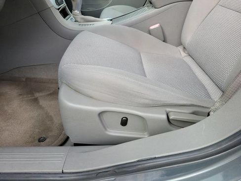 Used 2009 Chevrolet Malibu Hybrid FWD image 12
