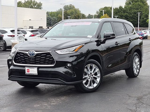 Certified 2022 Toyota Highlander Limited AWD/4WD image 2