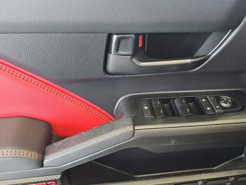 Certified 2025 Toyota Tacoma TRD Pro image 24