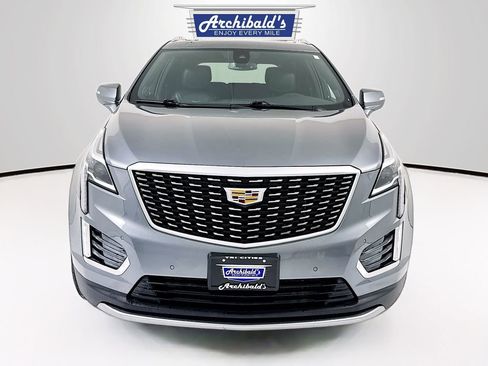 Used 2022 Cadillac XT5 Premium Luxury image 2