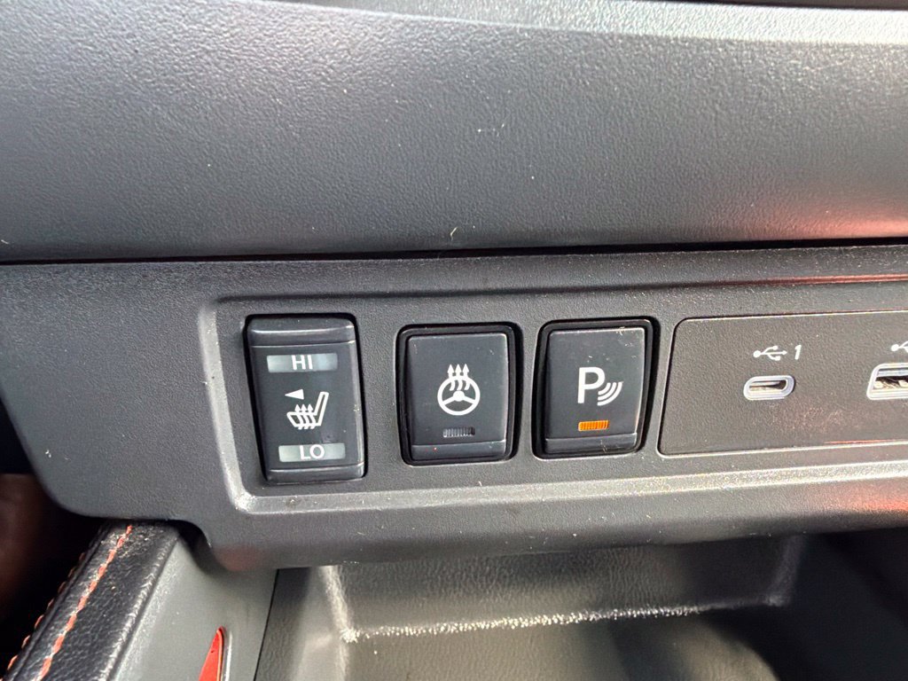 Used 2023 Nissan Frontier PRO-4X w/ Pro Convenience Package AWD/4WD image 15
