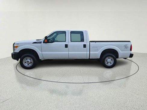 Used 2014 Ford F250 XL w/ Power Equipment Group AWD/4WD image 4