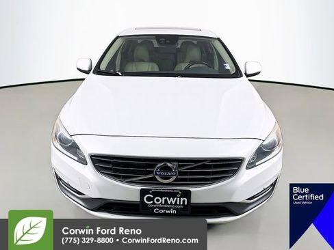 Used 2018 Volvo S60 T5 Inscription Platinum FWD image 2